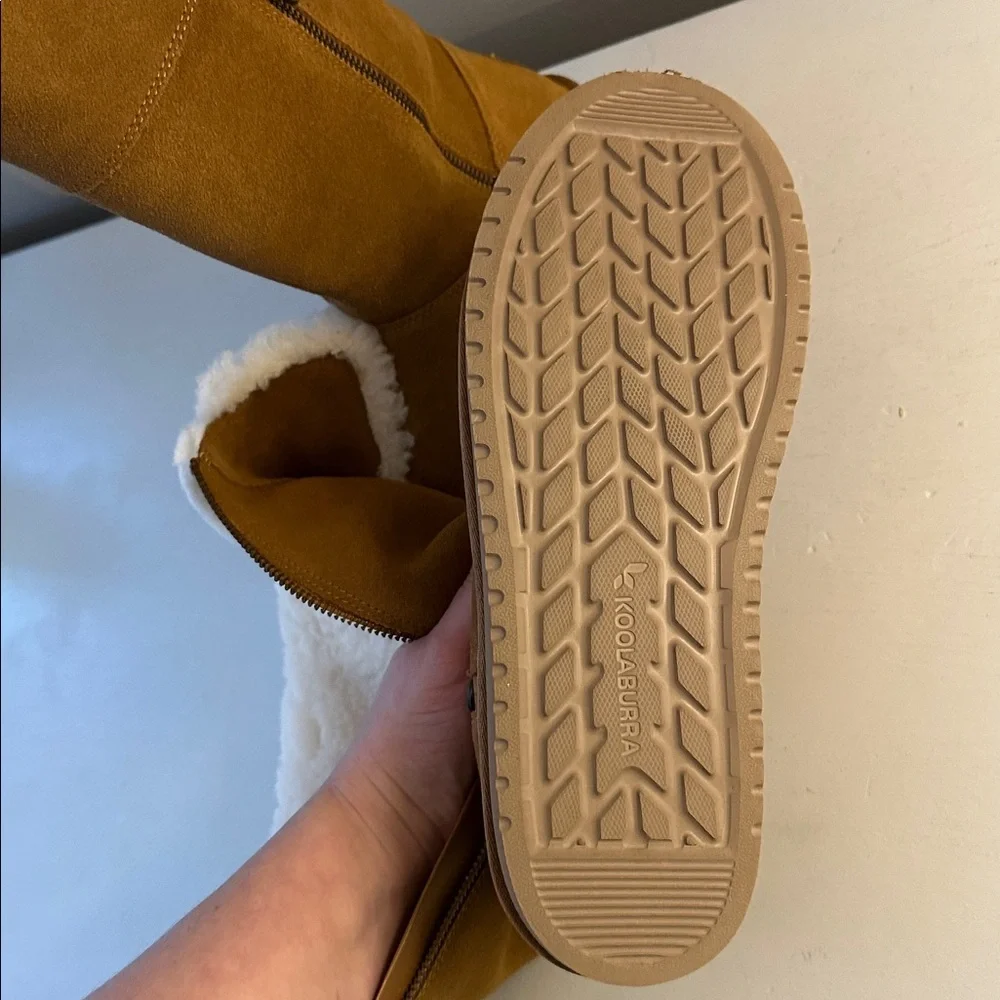 Koolaburra by Ugg Tan Suede Fold Over Zipper Boots